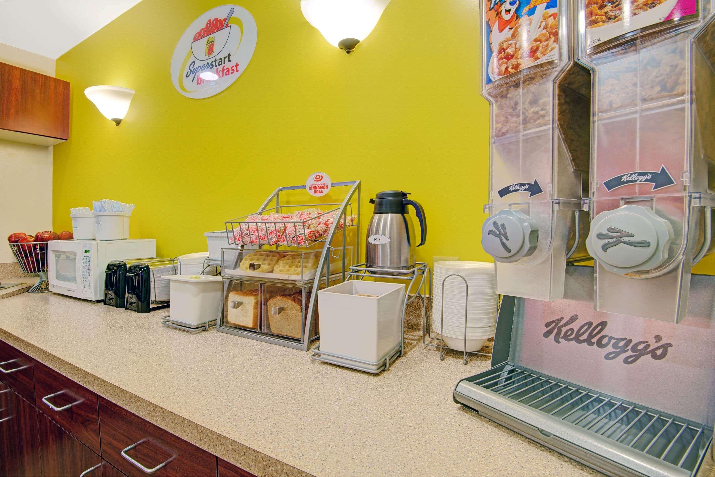 Super 8 By Wyndham Las Cruces University Area Exterior photo